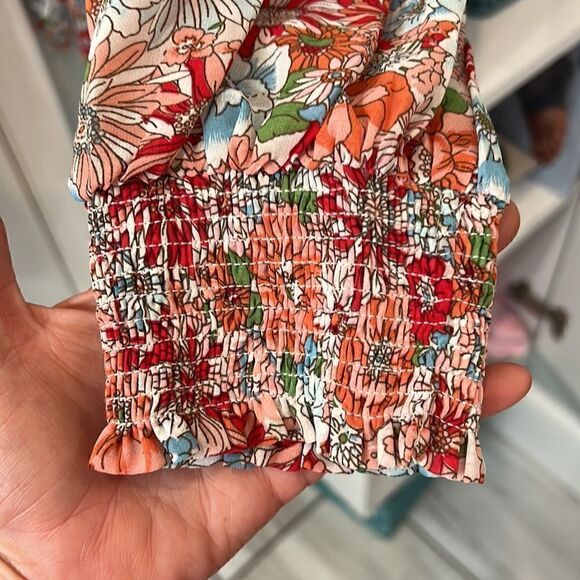 UMGEE Red and Pink Floral Off the Shoulder  Hi/lo top with smocking-like new! - Picture 12 of 15